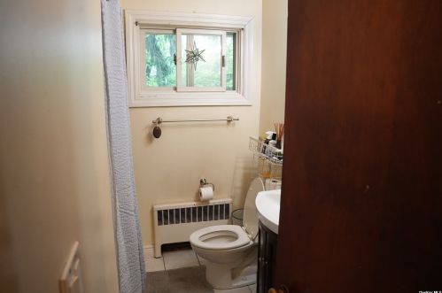 146 Olive St, Huntington Station NY 11746-1157 exterior