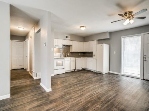 3037 Mccarthy St, Irving TX 75062-4150 exterior