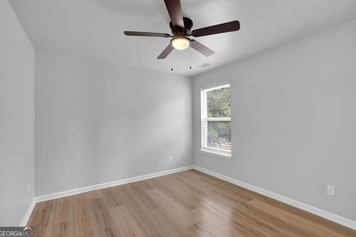 425 Cyn Way, Atlanta GA 30349-8798 exterior