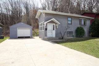 382 Curtice St, Saint Paul MN  55107-3159 exterior