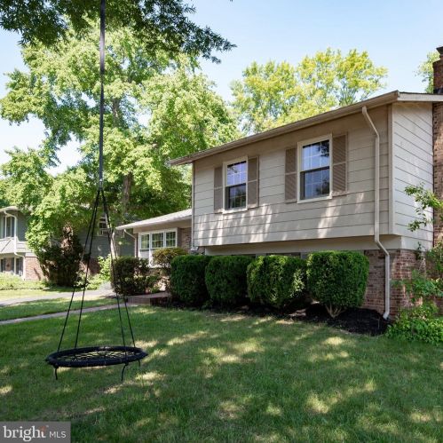 2310 Candlewood Dr, Alexandria, VA 22308-1507