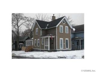 147 Cottage St, Rochester NY  14608-2912 exterior