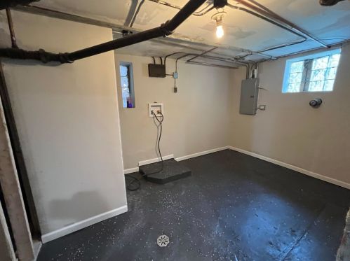 906 71st St, Chicago IL  60621-1720 exterior