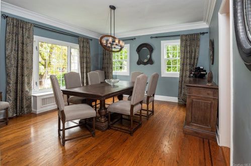 54 Carwall Ave, Mount Vernon NY 10552-1212 exterior