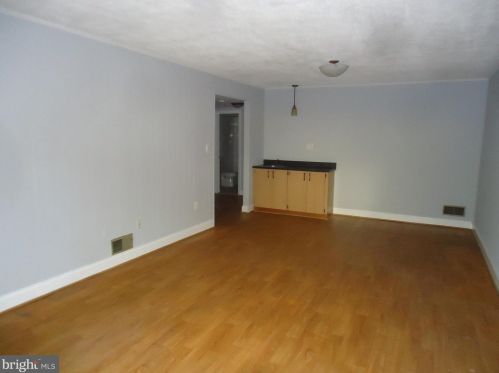 7412 Eldorado St, Mc Lean VA  22102-2906 exterior