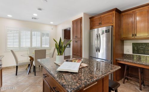 11641 23rd St, Phoenix AZ 85028-1705 exterior