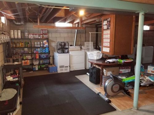 7300 Honey Creek Dr, Milwaukee WI  53219-3962 exterior