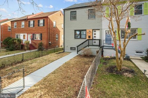 4921 12th St, Washington, DC 20017-2802