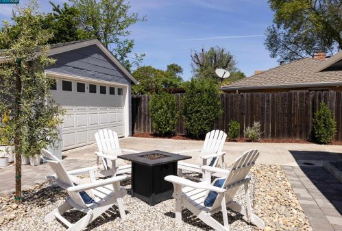 1962 Elinora Dr, Concord CA  94523-2828 exterior