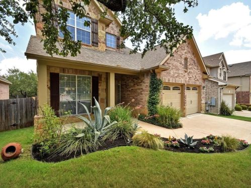 11709 Cherisse Dr, Austin TX  78739-1949 exterior