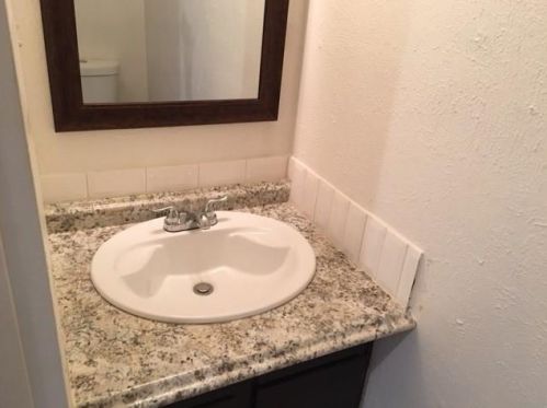 4047 Country Club Dr, Irving TX  75038-6604 exterior