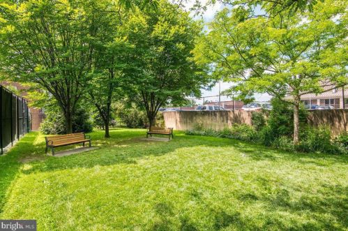 4341 Embassy Park Dr, Washington DC 20016-3607 exterior