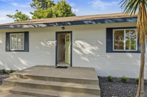 153 Almond Ave, Turlock CA 95380-3150 exterior