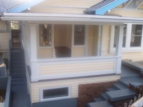 3461 Alohea Ave, Honolulu, HI 96816-2262