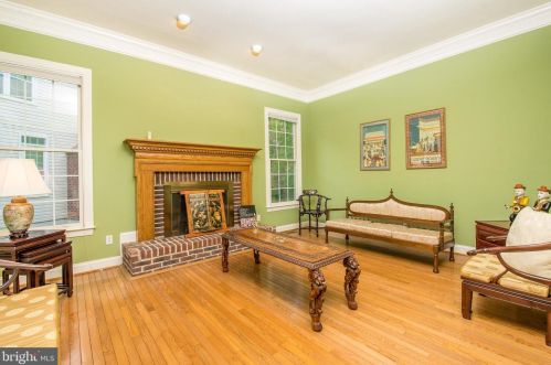 2600 Northrup Dr, Rockville MD 20850-3083 exterior