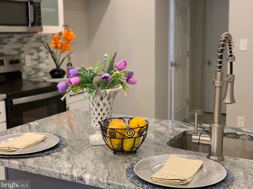 1522 61 St, Philadelphia PA 19142-3512 exterior