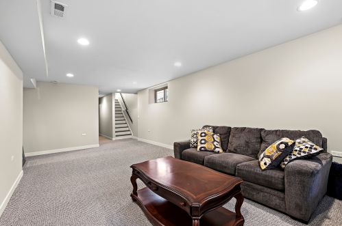 2731 Neva Ave, Chicago IL  60707-1612 exterior