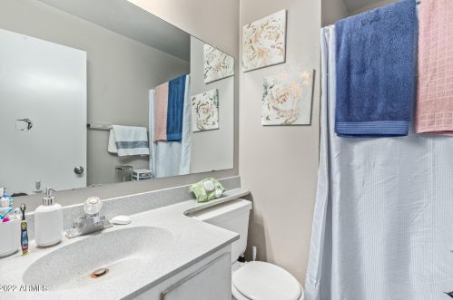 4708 76 Ave, Phoenix AZ 85033-2431 exterior