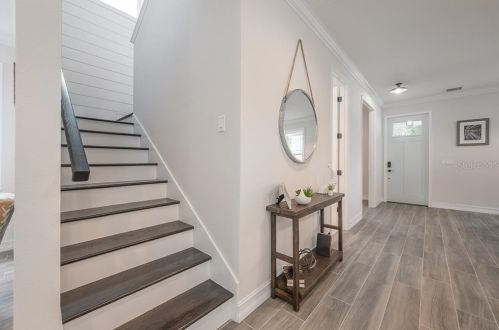 305 Hanna Ave, Tampa FL  33604-6633 exterior