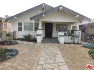 1808 Middleton Pl, Los Angeles CA  90062-1037 exterior