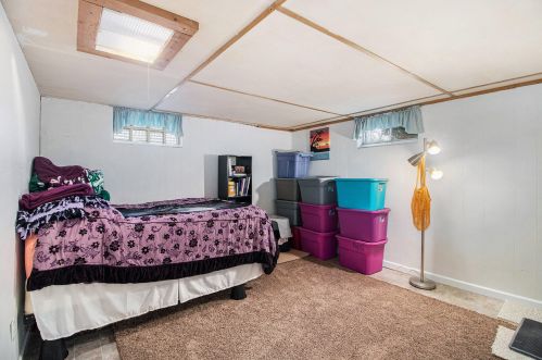 601 Elsa St, Meskegon MI 49445-3206 exterior