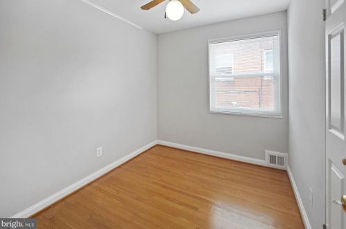 5218 11 St, Washington DC 20002-6134 exterior