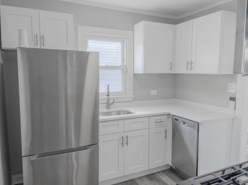 12819 Throop St, Chicago IL 60827-6421 exterior