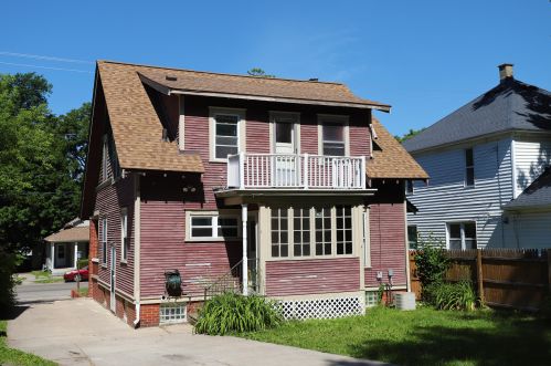 1254 College Ave, Grand Rapids MI 49505-5175 exterior