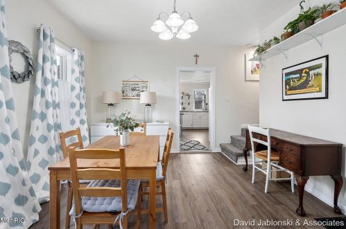 522 Bridge St, Belding MI  48809-1208 exterior