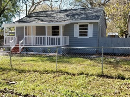 3006 Gordon Ct, Tampa, FL 33619-1839