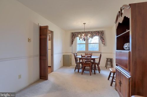 154 Amsterdam Rd, Lancaster PA 17603-9719 exterior