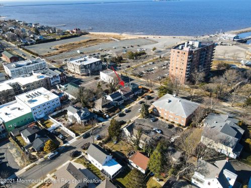 3 2nd Ave, Atlantic Highlands NJ  07716-1204 exterior