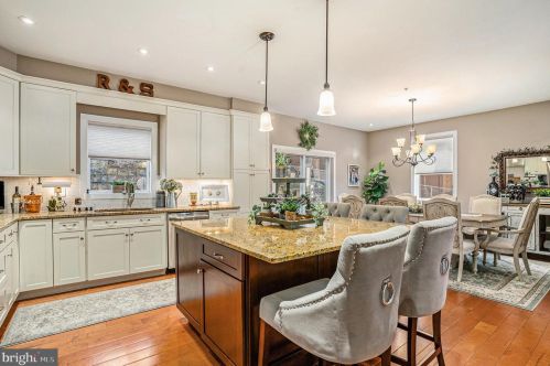 4329 Boone St, Philadelphia PA  19128-4904 exterior