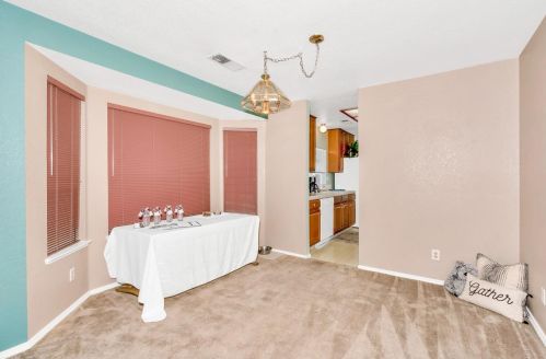 922 Springer Dr, Turlock CA 95382-0273 exterior