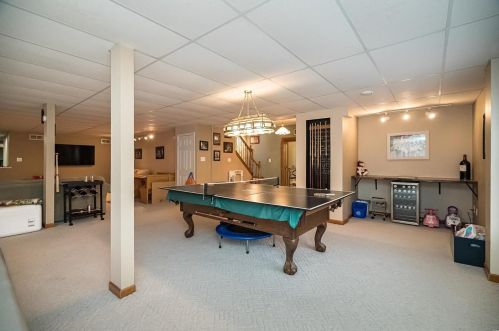 11070 Rambling Oaks Dr, Saint Louis MO 63128-2036 exterior