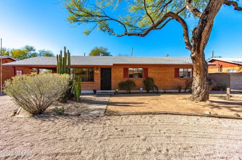 2727 Baxter Ave, Tucson, AZ 85716-2312