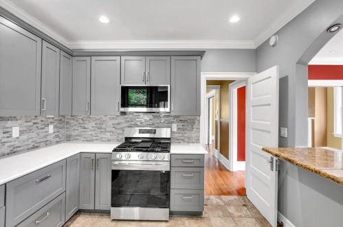 323 Elizabeth Ave, Pittsburgh PA 15202-2722 exterior