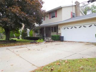 402 Seminole Dr, Tecumseh, MI 49286-1021