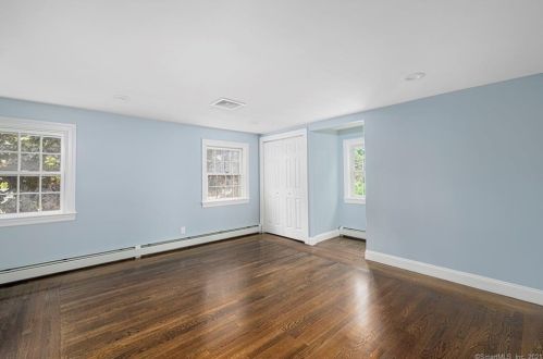 4 Mount Ave, Providence RI  02906-3410 exterior