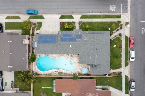 16822 Ardmore Ave, Bellflower CA 90706-6625 exterior