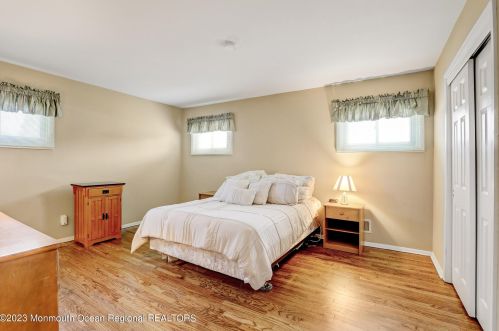 22 Arlene Dr, West Long Branch NJ 07764-1153 exterior