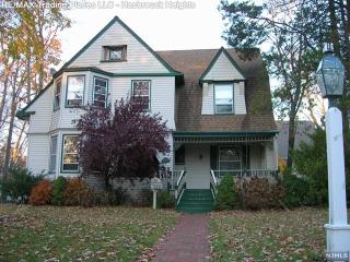 156 Euclid Ave, Hackensack NJ  07601-4631 exterior