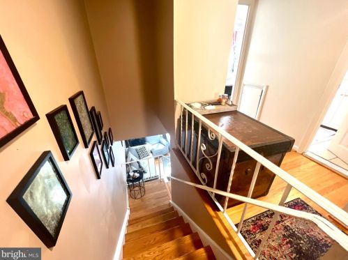 845 Bells Ml Rd, Philadelphia PA 19128-1007 exterior