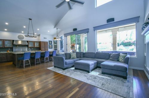 3151 Greythorne Way, Chandler AZ  85248-2152 exterior