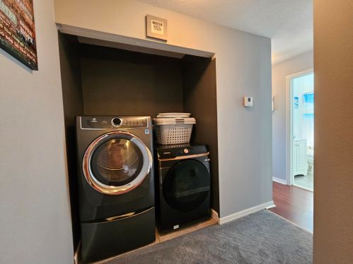 2125 Glen Ridge Dr, Fort Pierce FL  34952-8023 exterior