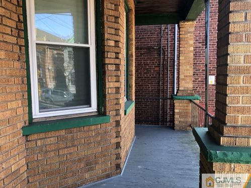 244 Hamilton St, New Brunswick NJ 08901-2206 exterior