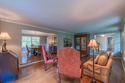 1505 Candlewood Dr, Pittsburgh PA 15241-2907 exterior