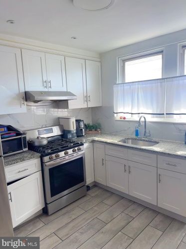 4726 Marple St, Philadelphia PA 19136-3323 exterior