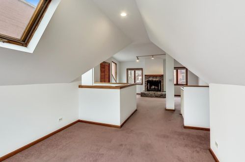 5647 Magnolia Ave, Chicago IL 60660-1908 exterior