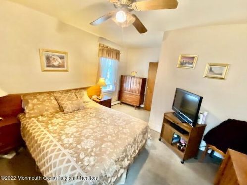 144 Avon St, Roselle Park NJ 07204-2303 exterior